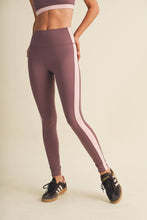 Load image into Gallery viewer, Side Contrast Block Legging: Mauve
