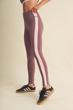 Load image into Gallery viewer, Side Contrast Block Legging: Mauve