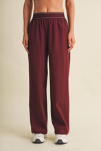 Load image into Gallery viewer, It Girl: Burgundy
