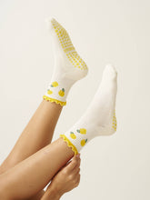 Load image into Gallery viewer, Lemon Ruffle Grippy Socks
