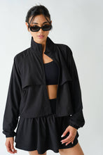 Load image into Gallery viewer, Swift Move Windbreaker
