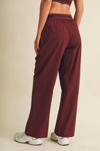 Load image into Gallery viewer, It Girl: Burgundy
