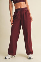 Load image into Gallery viewer, It Girl: Burgundy
