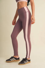 Load image into Gallery viewer, Side Contrast Block Legging: Mauve
